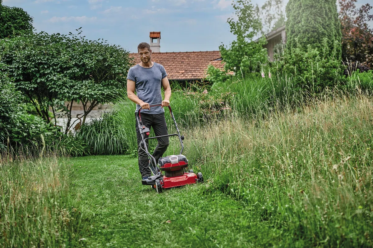 Einhell Akku-Rasenmäher GE-cm 36/48 Li M-Solo Power X-Change (36 V, 48 cm Schnittbreite, bis 1000 m², Brushless, Mulchrasenmäher, 30-75 mm Schnitthöhe, ohne Akku)