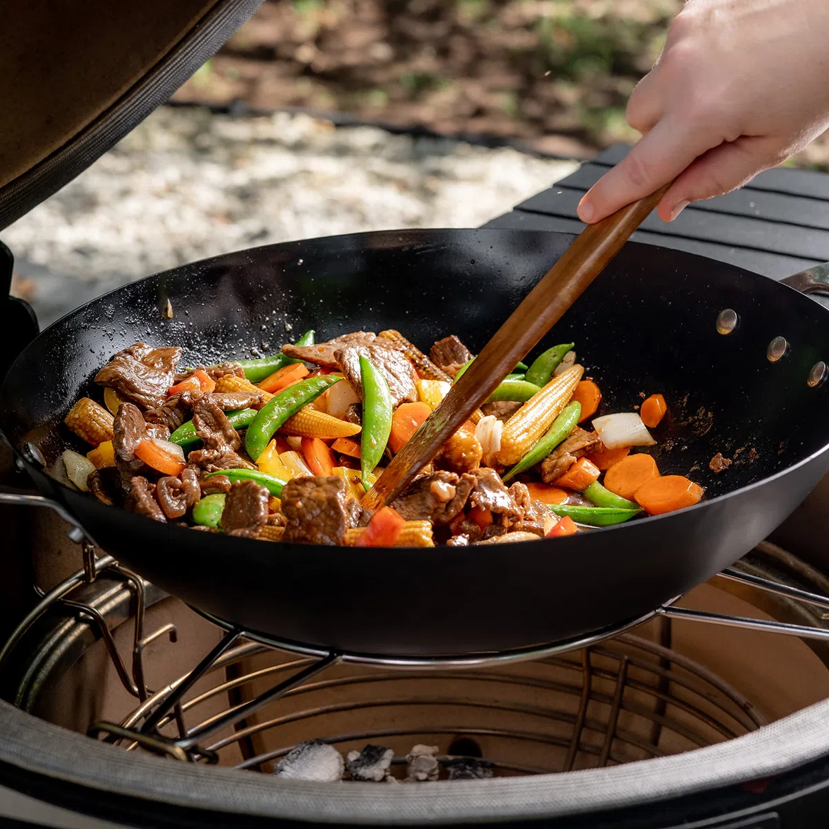Kamado Joe Wok aus Karbonstahl für klassische Joe und Big Joe Grills