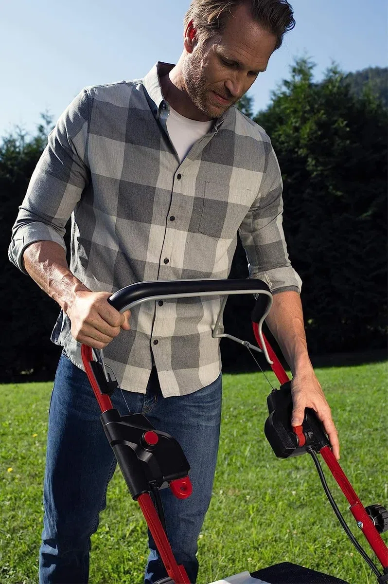 Einhell Professional Akku-Rasenmäher GP-cm 36/47 S HW Li Kit Power X-Change (36 V, 47 cm Schnittbreite, 700 m², Selbstfahrantrieb, Brushless, Mulchfunktion, inkl. 4X 4,0 Ah Akkus, 2X Twincharger)