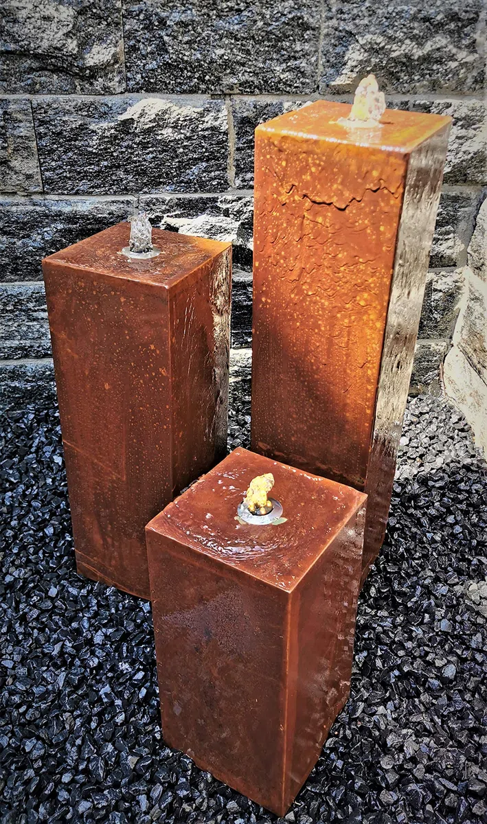 Säulenbrunnen Wasserspiel eckig 3er-Set Cortenstahl Roststahl 80/60/40 x 20 cm Komplettset