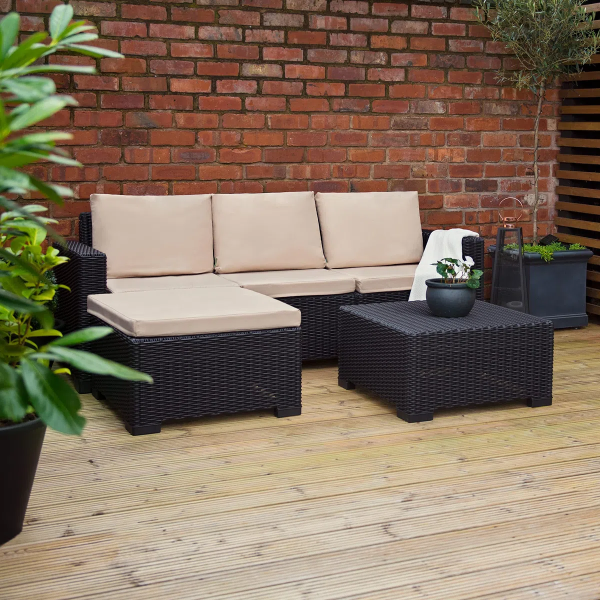 Gardenista Outdoor - Sitzkissen für Polyrattanmöbel | Gartenmöbelkissen für Kalifornien | Wasserbeständige Polsterung für Terrassenmöbel | Leichte und haltbare Polsterung (8 Stück, Stein)