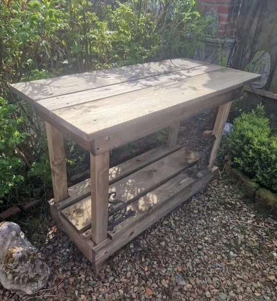 PFLANZTISCH GARTENTISCH CAFES & LEGUMES ANTIK Cottage Stil Holz Tisch Garten NEU EP-033