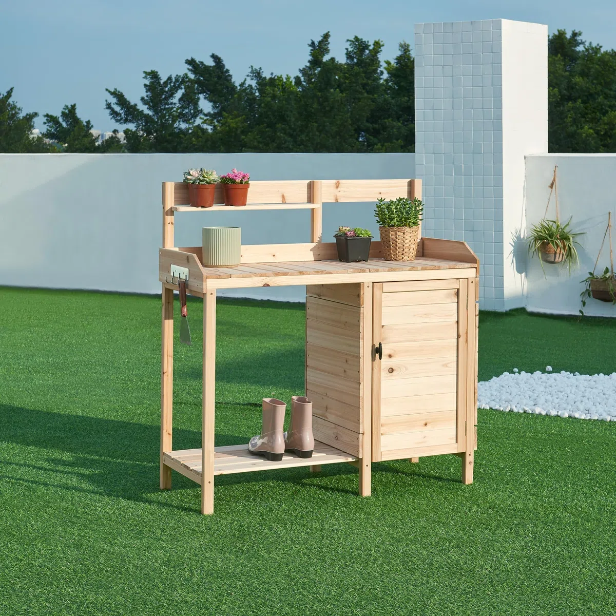 casa.pro Pflanztisch Alessano Gärtnertisch mit Unterschrank Gartenregal Gartenarbeitstisch Tannenholz Outdoor Blumentisch Arbeitsplatte 110 x 107 x 46 cm Holztisch